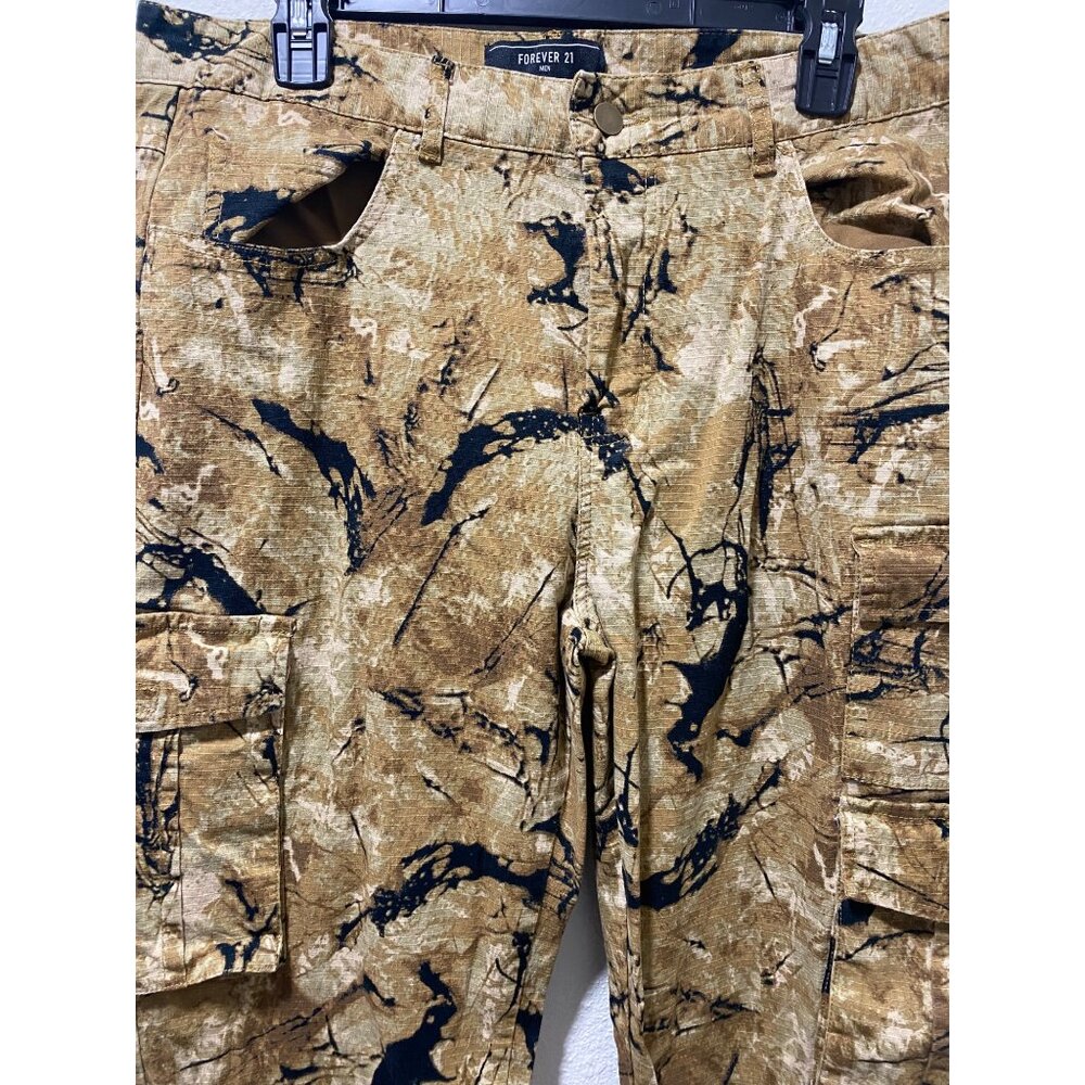 Forever 21 Men Brown Cotton Regular Fit Printed Cargo Joggers Size 33 - Picture 9 of 11
